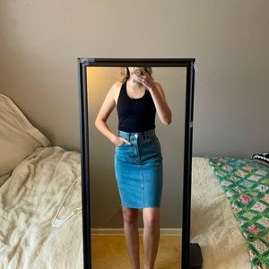 Gap jean pencil skirt